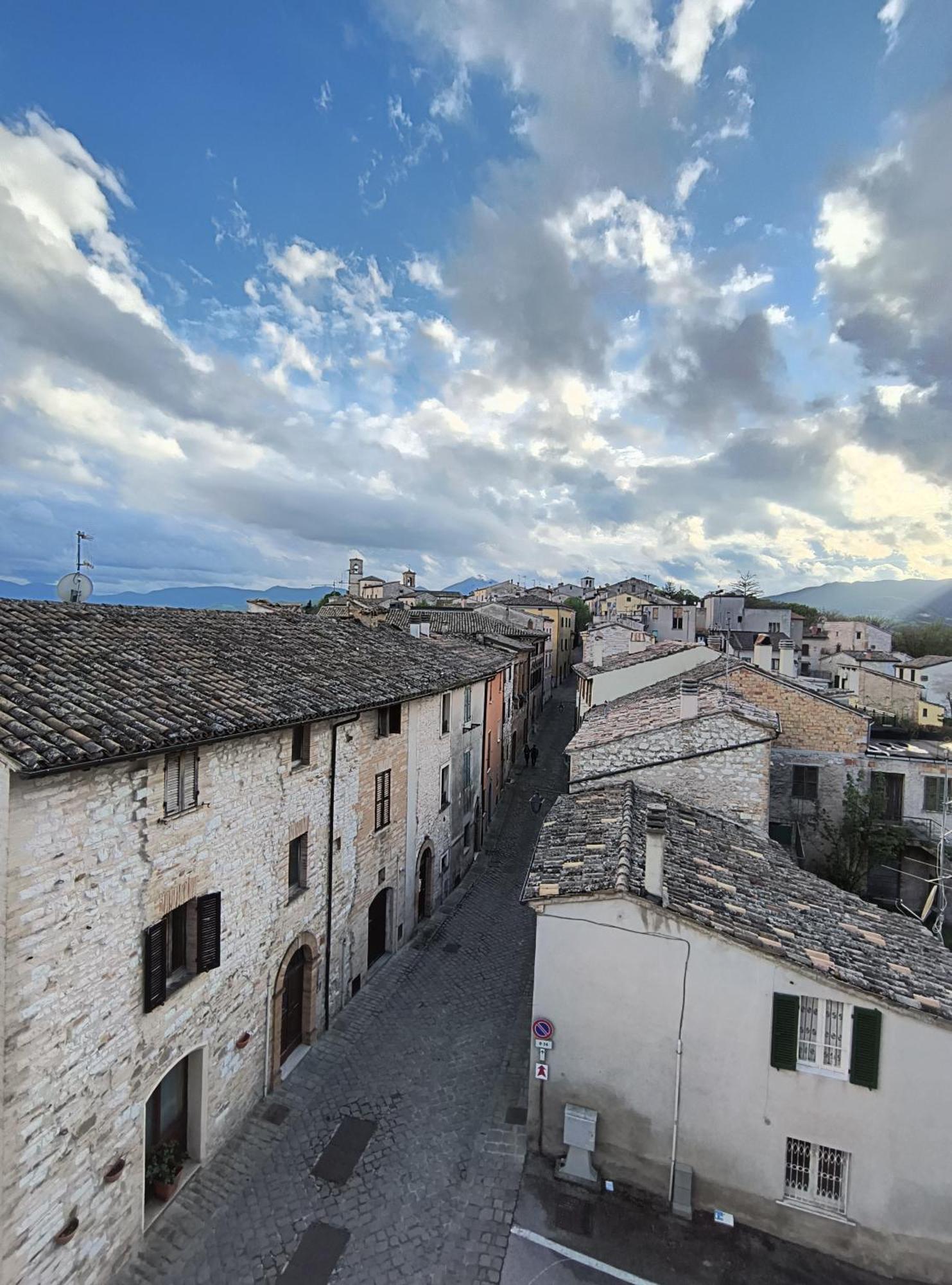 Degli Alessandri House Sassoferrato Luaran gambar